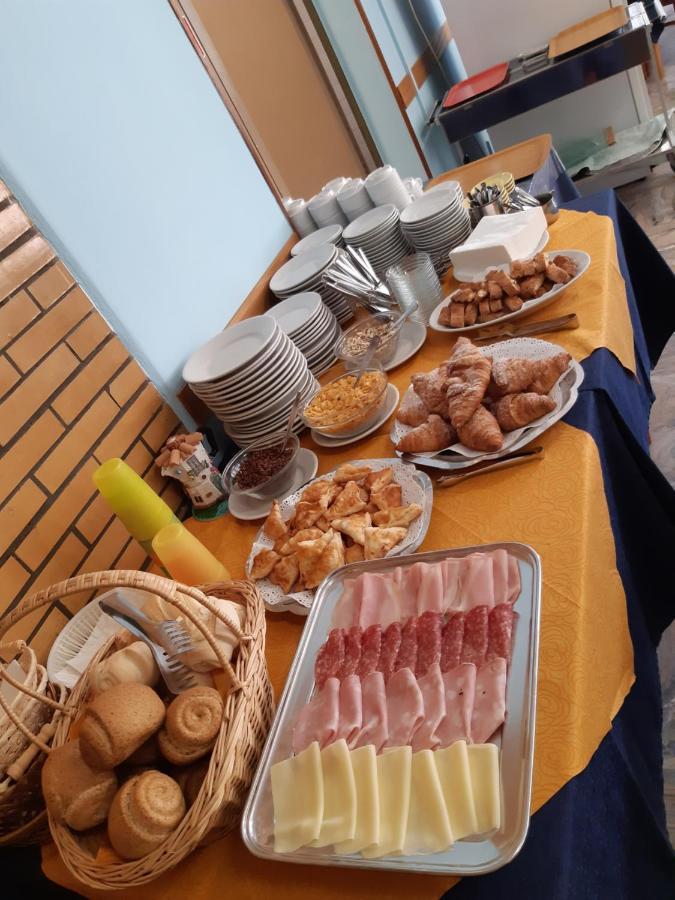 Hotel Bellevue Cesenatico Eksteriør billede