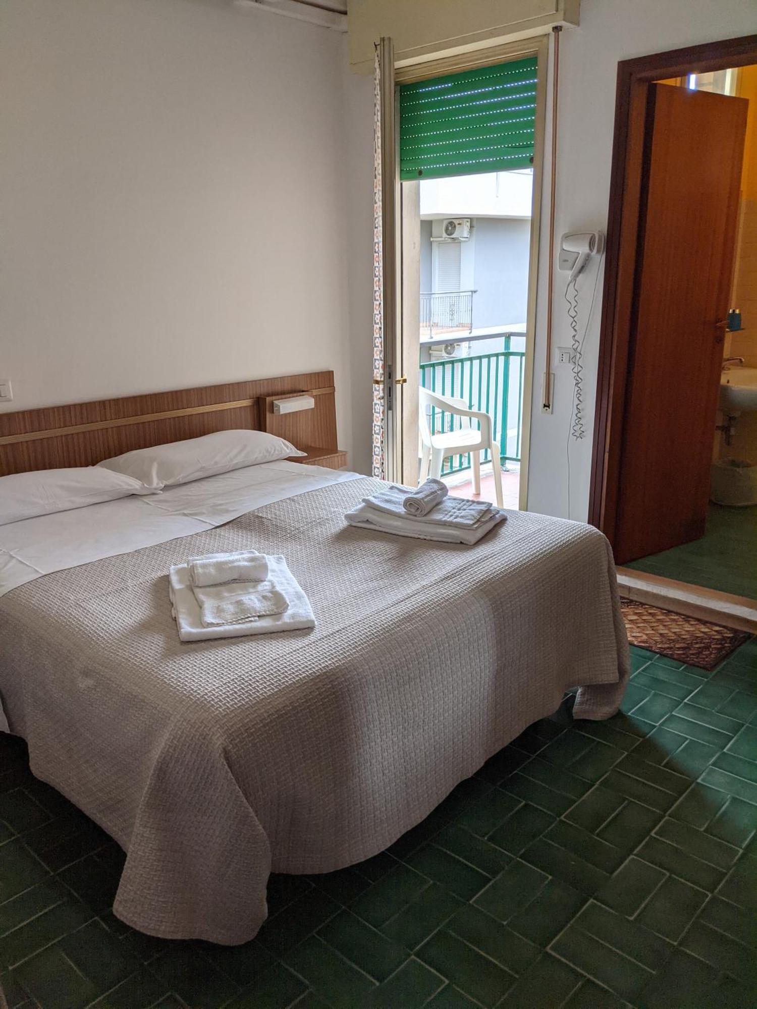 Hotel Bellevue Cesenatico Eksteriør billede