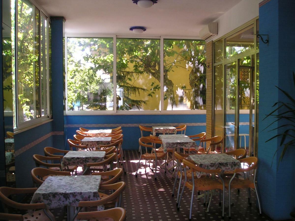 Hotel Bellevue Cesenatico Eksteriør billede